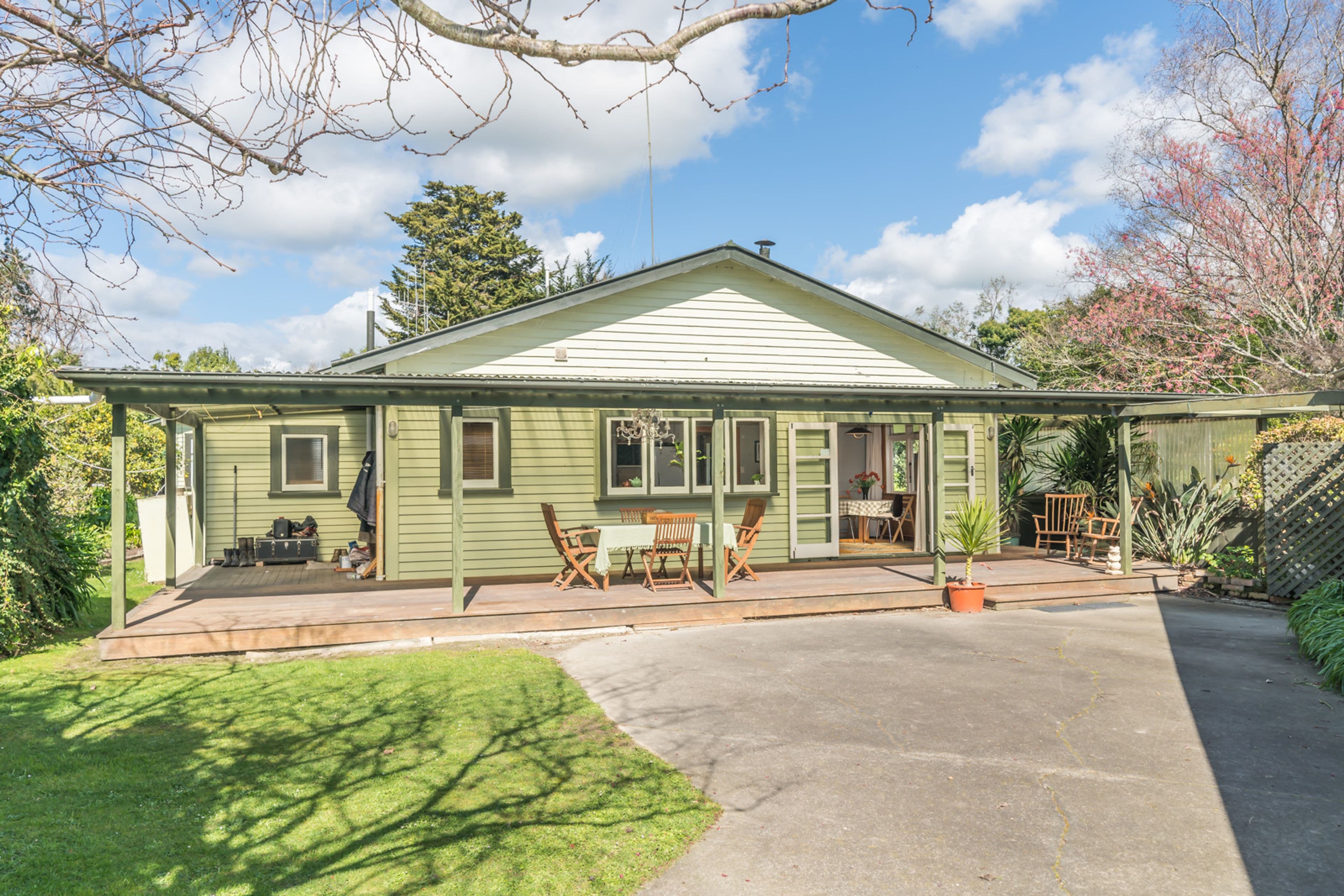 30 Cloverlea Road, Westbrook, Palmerston North City, Manawatu | Tall Poppy 