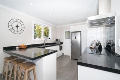 162 Milson Line, Milson, Palmerston North City, Manawatu | Tall Poppy 