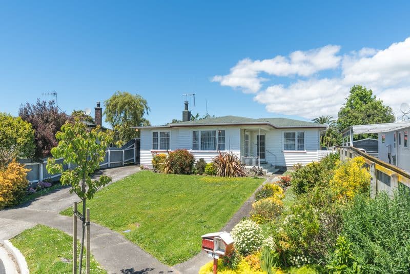 6 Tern Place, Hokowhitu, Palmerston North City, Manawatu | Tall Poppy 