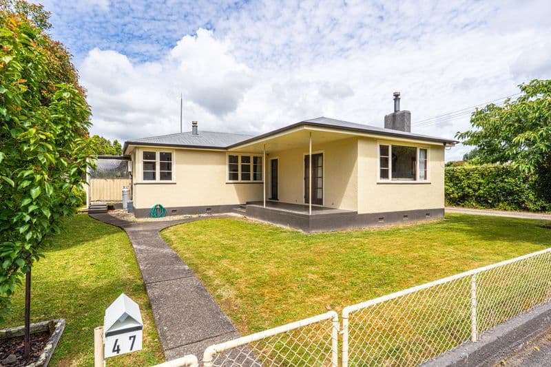 47 Tararua Street, Pahiatua, Tararua, Manawatu | Tall Poppy 