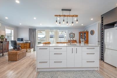 96 Johnstone Drive, Fitzherbert, Palmerston North City, Manawatu | Tall Poppy 