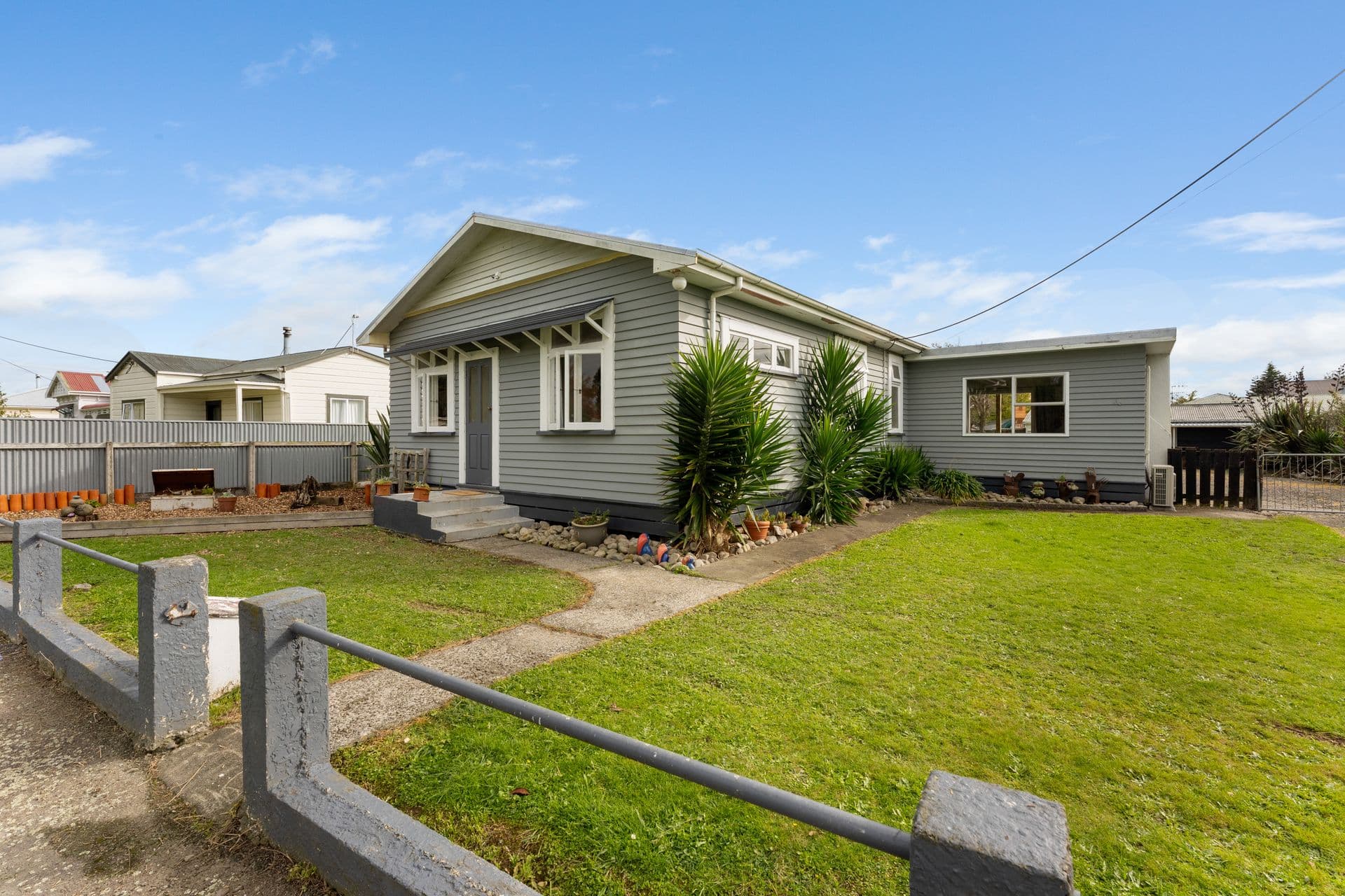 16 Julia Street, Pahiatua, Tararua, Manawatu | Tall Poppy 