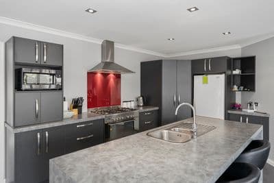 7 Galea Grove, Kelvin Grove, Palmerston North City, Manawatu | Tall Poppy 