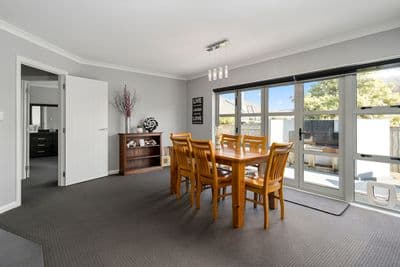 7 Galea Grove, Kelvin Grove, Palmerston North City, Manawatu | Tall Poppy 