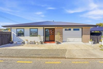 1 Kauri Place, Pahiatua, Tararua, Manawatu | Tall Poppy 