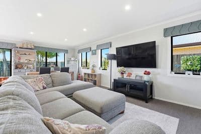 1 Kauri Place, Pahiatua, Tararua, Manawatu | Tall Poppy 