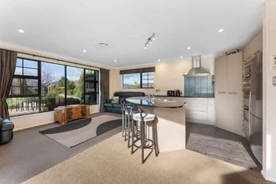 10 Rodeo Drive, Kelvin Grove, Palmerston North City, Manawatu | Tall Poppy 
