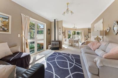 4 Karina Terrace, Roslyn, Palmerston North City, Manawatu | Tall Poppy 