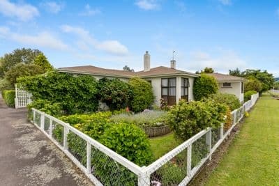 15 Ross Street, Woodville, Tararua, Wairarapa | Tall Poppy 