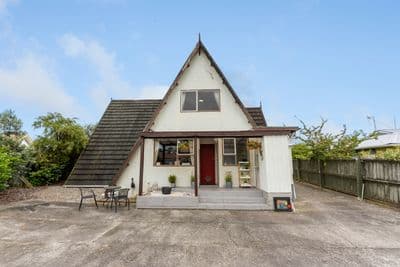 8 Wild Street, Feilding, Manawatu, Manawatu | Tall Poppy 