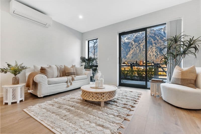 8 McGibbon Lane, Jacks Point, Queenstown, Otago | Tall Poppy 