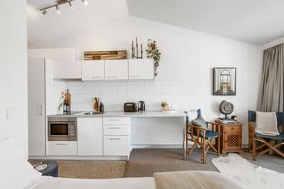 Unit 120/4 Lake Avenue, Frankton, Queenstown, Otago | Tall Poppy 