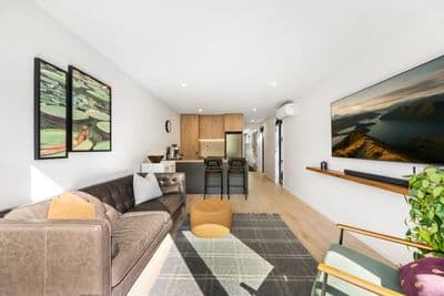 41 Ryan Loop, Jacks Point, Queenstown, Otago | Tall Poppy 