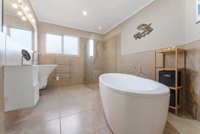 200B Glover Road, Hawera, South Taranaki, Taranaki | Tall Poppy 