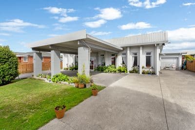 373 Broadway, Stratford, Stratford, Taranaki | Tall Poppy 