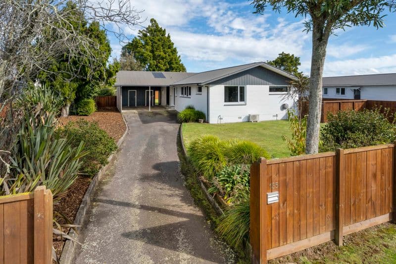 135 Brecon Road, Stratford, Stratford