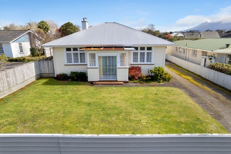 115 Hamlet Street, Stratford, Stratford, Taranaki | Tall Poppy 