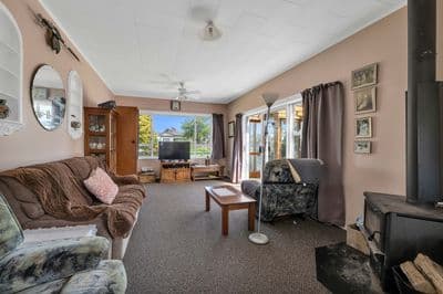 2 Juliet Street, Stratford, Stratford, Taranaki | Tall Poppy 