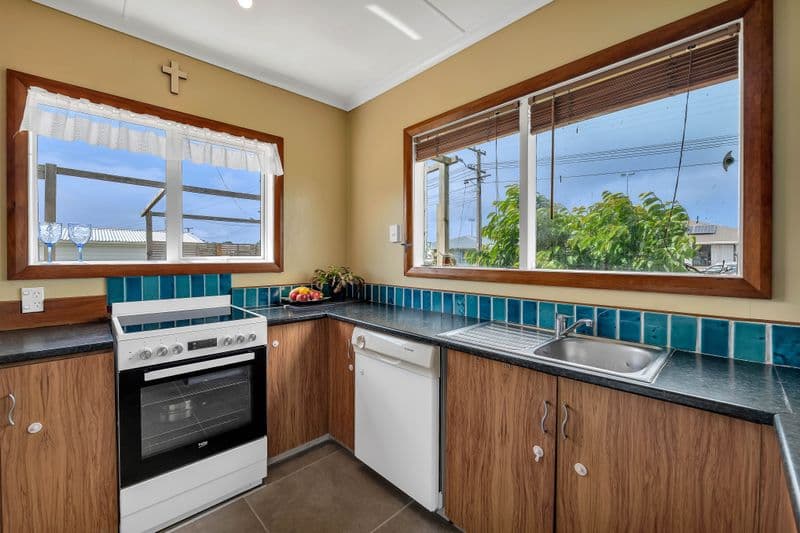 2 Bone Crescent, Hawera, South Taranaki, Taranaki | Tall Poppy 