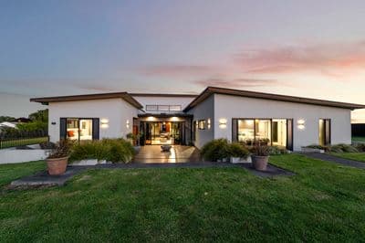 135A Brecon Road, Stratford, Stratford, Taranaki | Tall Poppy 