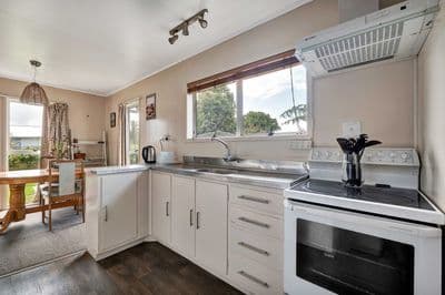 152 Brecon Road, Stratford, Stratford, Taranaki | Tall Poppy 