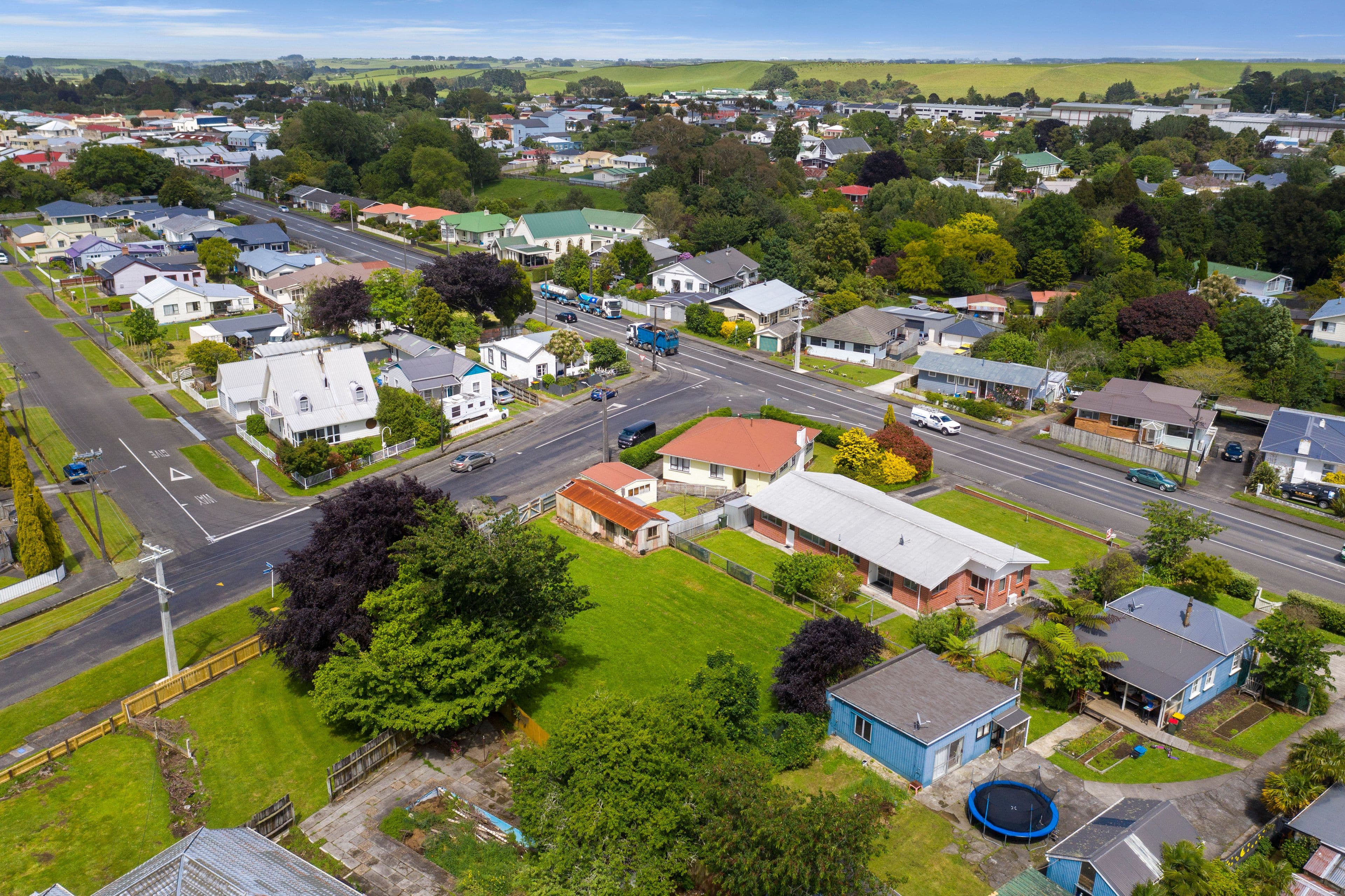 16 Moir Street, Eltham, South Taranaki, Taranaki | Tall Poppy 