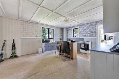 19 Standish Road, Toko, Stratford, Taranaki | Tall Poppy 