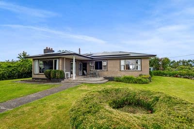 19 Clifford Road, Eltham, South Taranaki, Taranaki | Tall Poppy 