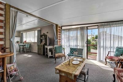 1 Graham Street, Eltham, South Taranaki, Taranaki | Tall Poppy 