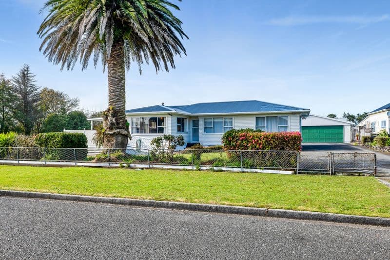 59 Warwick Road, Stratford, Stratford, Taranaki | Tall Poppy 