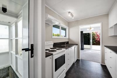 23 Exeter Street, Stratford, Stratford, Taranaki | Tall Poppy 