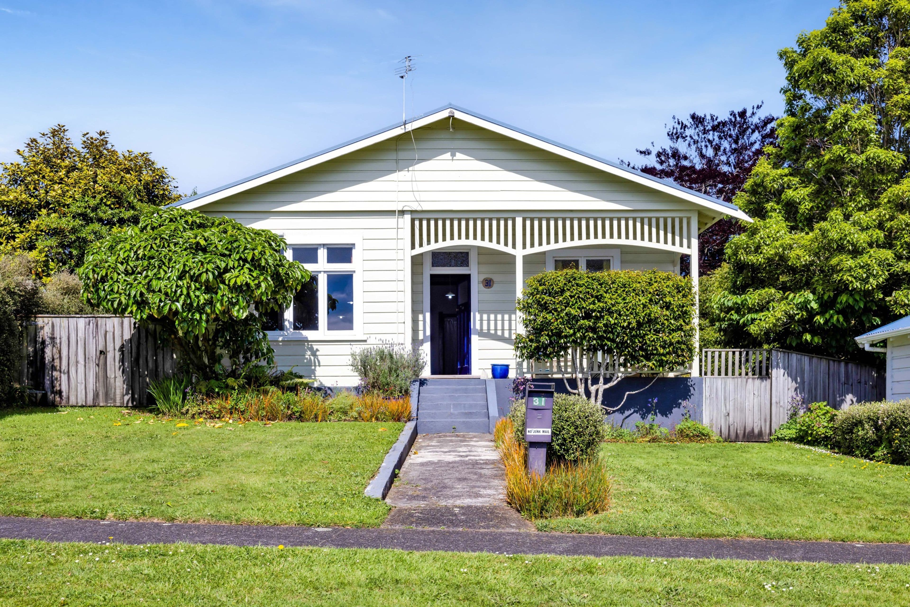 31 Portia Street, Stratford, Stratford, Taranaki | Tall Poppy 