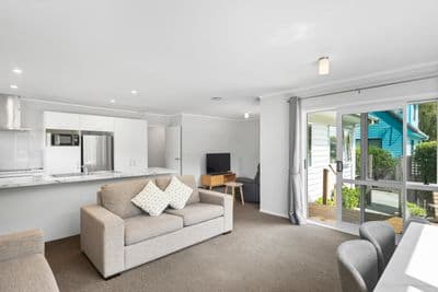 6 Hughan Craig Place, Gate Pa, Tauranga, Bay of Plenty | Tall Poppy 