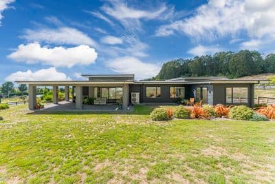 16 Lochinvar Lane, Acacia Bay, Taupo, Waikato | Tall Poppy 