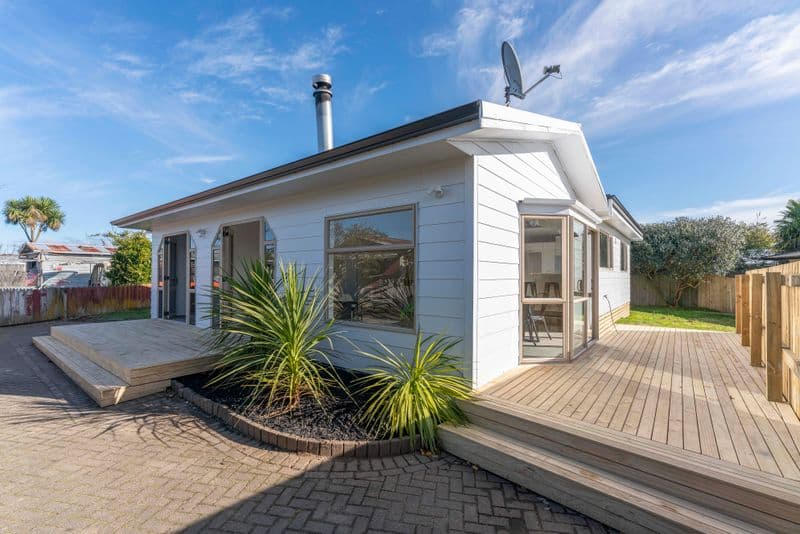 2/4 Elizabeth Street, Tauhara, Taupo