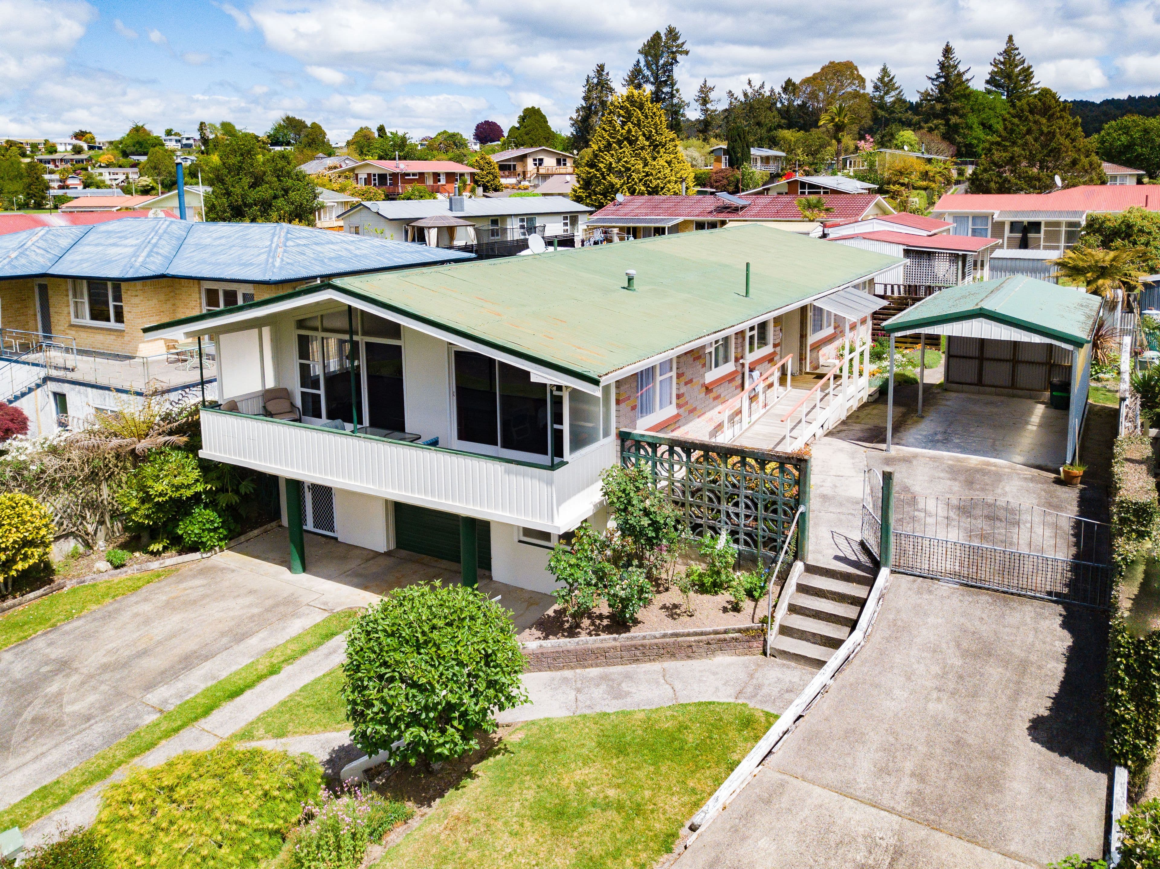 176 Golf Road, Taumarunui, Ruapehu, Wanganui | Tall Poppy 