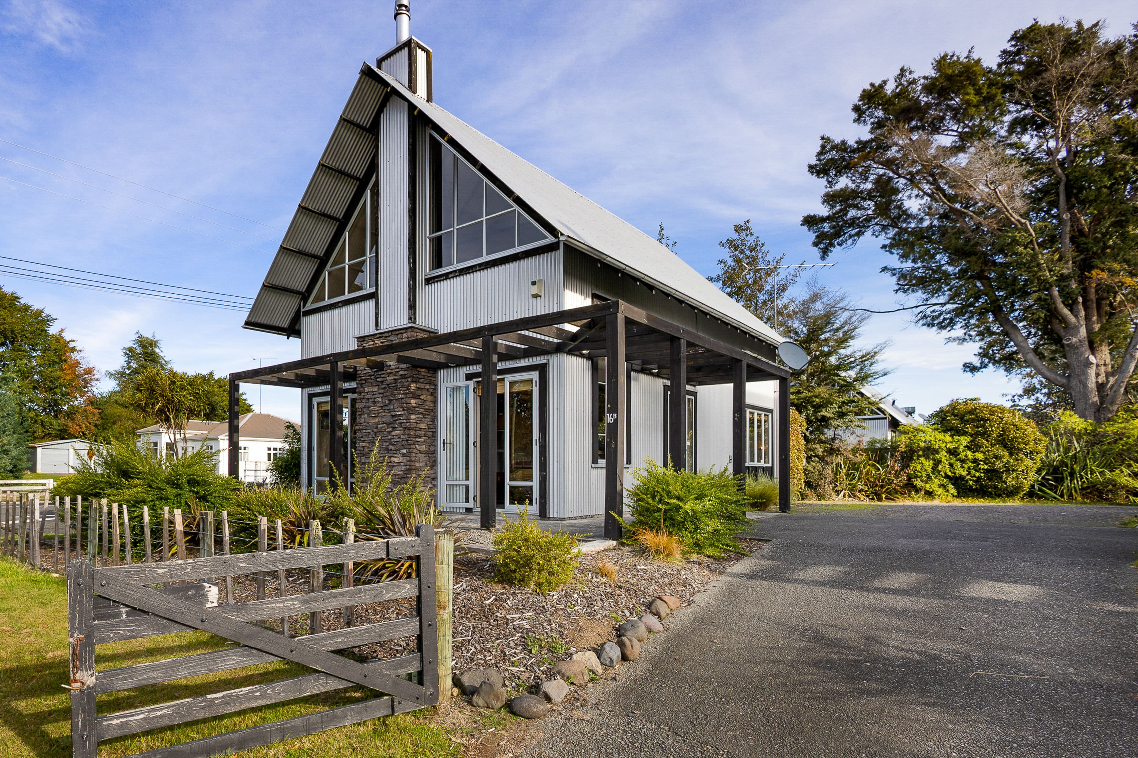 16B Tay Street, Ohakune, Ruapehu, Wanganui | Tall Poppy 