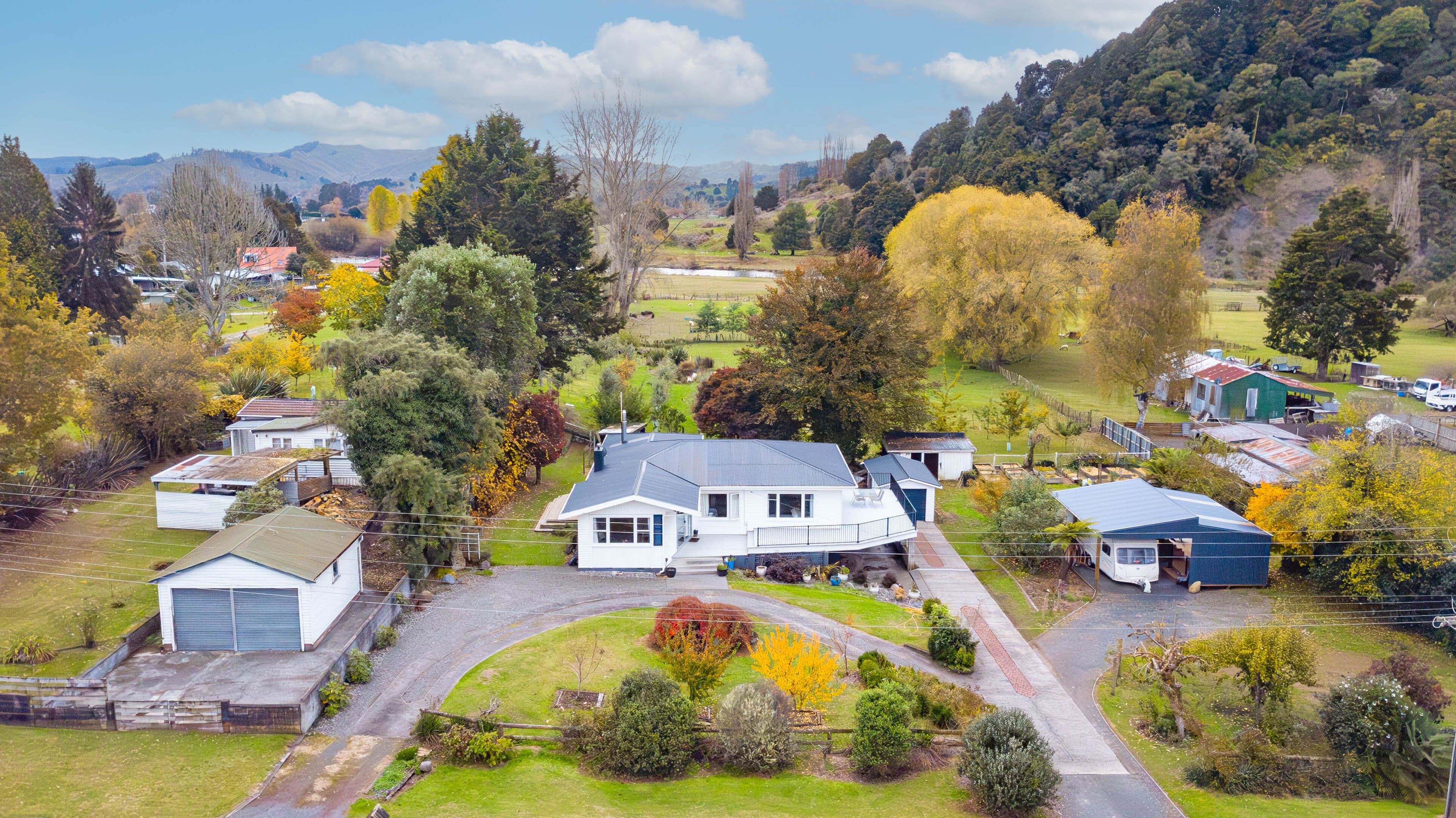 32 Mahoe Road, Manunui, Ruapehu, Wanganui | Tall Poppy 