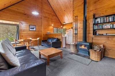 9A Park Avenue, Ohakune, Ruapehu, Whanganui | Tall Poppy 