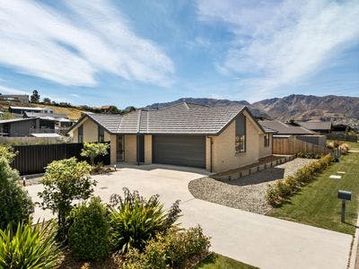 33 Timsfield Drive, Lake Hawea, Wanaka, Otago | Tall Poppy 