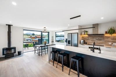 2 Mcneil Crescent, Wanaka, Wanaka, Otago | Tall Poppy 