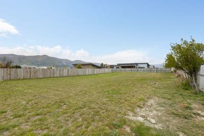 18 Pennycook Place, Lake Hawea, Wanaka, Otago | Tall Poppy 