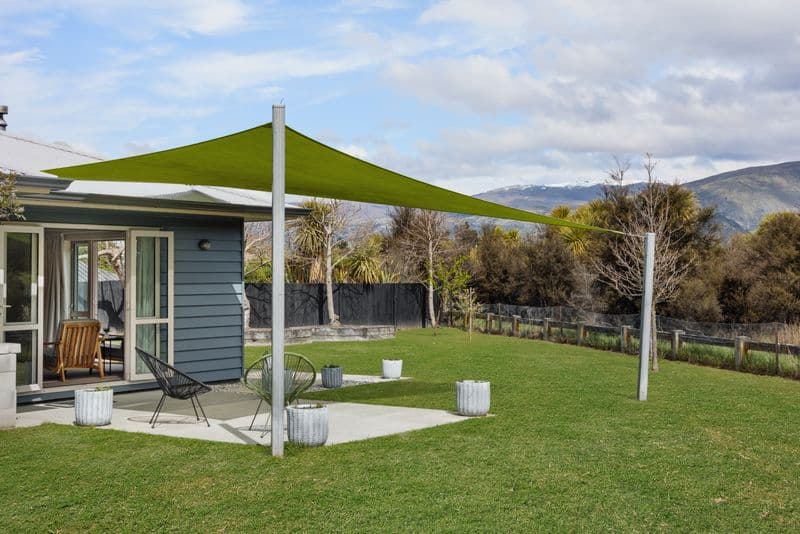 17 Hunt Place, Albert Town, Wanaka