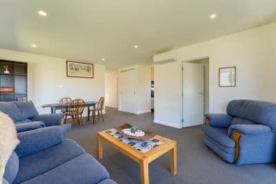 16 Francis Lane, Lake Hawea, Wanaka, Otago | Tall Poppy 