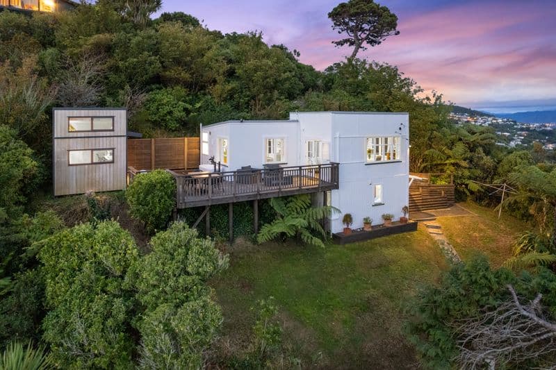 25 Singers Road, Korokoro, Lower Hutt City