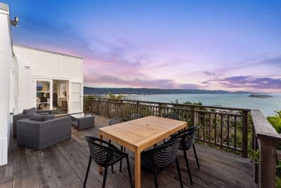 25 Singers Road, Korokoro, Lower Hutt City, Wellington | Tall Poppy 