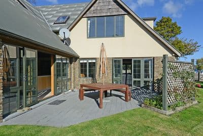 1280 Fergusson Drive, Brown Owl, Upper Hutt City, Wellington | Tall Poppy 