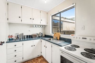 79B Gemstone Drive, Birchville, Upper Hutt City, Wellington | Tall Poppy 