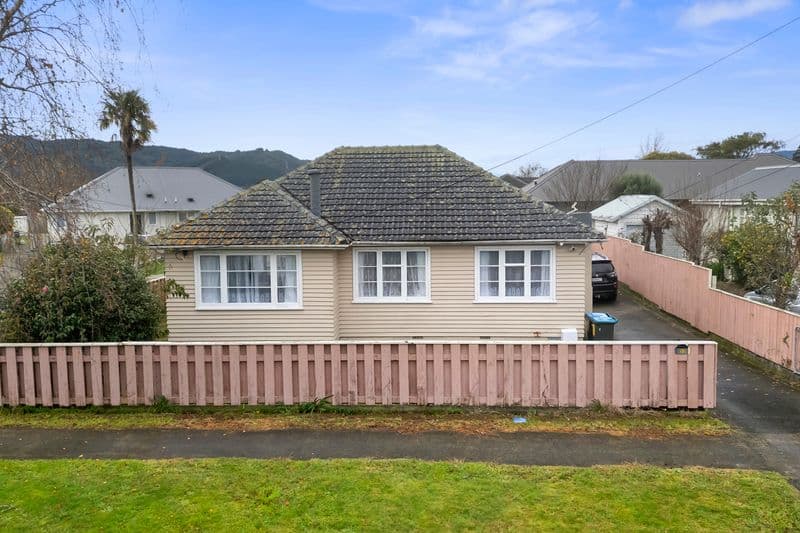 22 Sandford Street, Trentham, Upper Hutt City