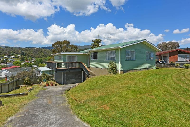 62 Aniseed Grove, Timberlea, Upper Hutt City